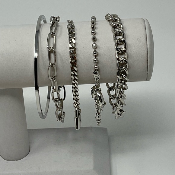5 piece Chunky Silver Plated Bracelets - Picture 7 of 14